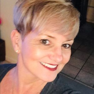 Meet your Posher, Lee ann